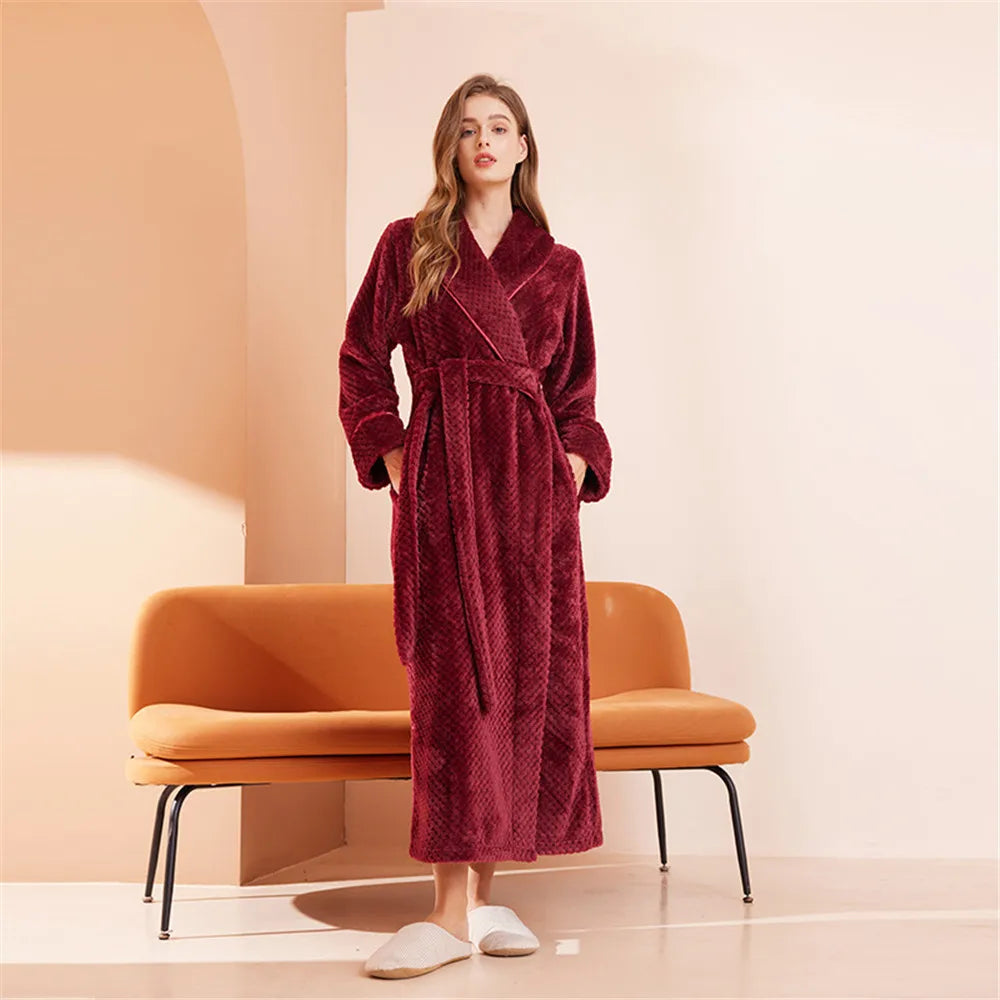 White Thickened Couple's Nightgown Women's Extended Flannel Bathrobe Couple Pajamas Casual Bathrobe Home Clothing