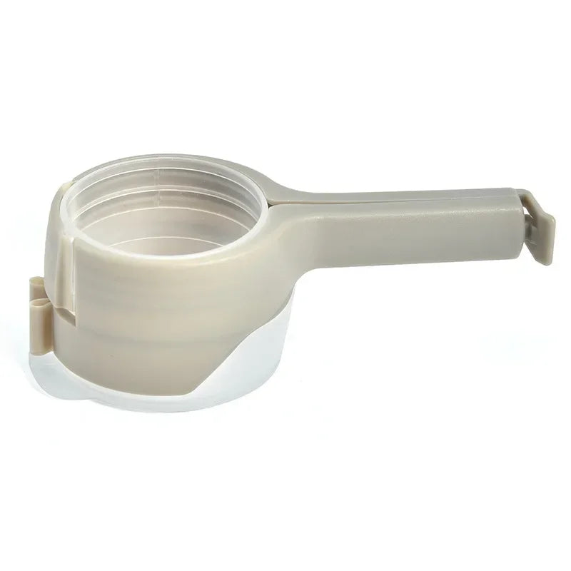 Pour Snack Clips Food Storage Sealing Clips with Pour Spouts Durable Plastic Clips for Food Storage Kitchen Snack Bag Storage