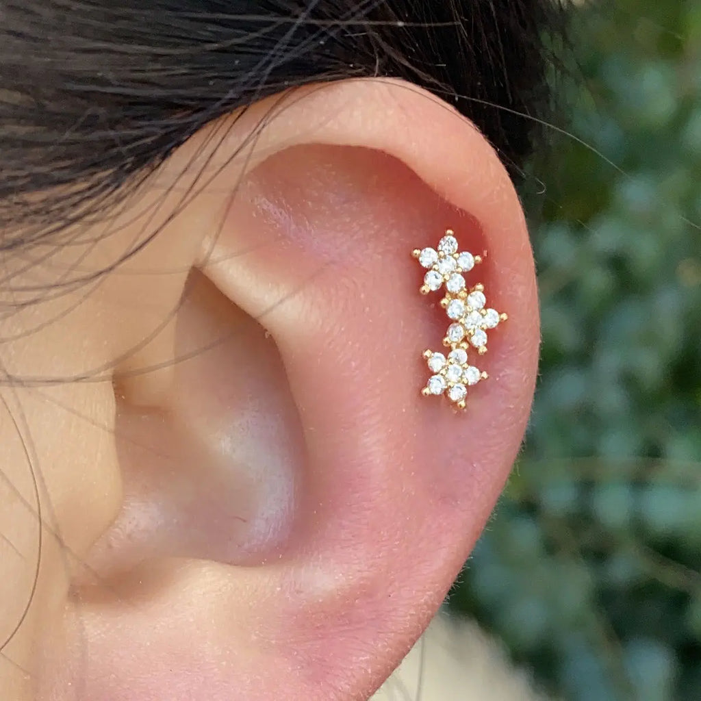 1PC New Curved Cz Cartilage Stud Moon Leaf  Helix Rook Conch Screw Back Earring Stainless Steel Bar Ear Piercing Jewelry