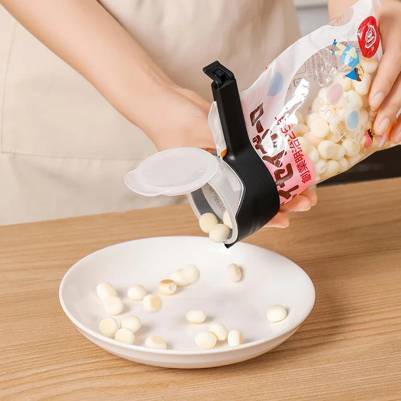 4PCS Food Bag Clips With Pour Spout, Durable Plastic Sealing Clips For Snacks, Cereal, Pet Food – Easy Pour Bag Clips