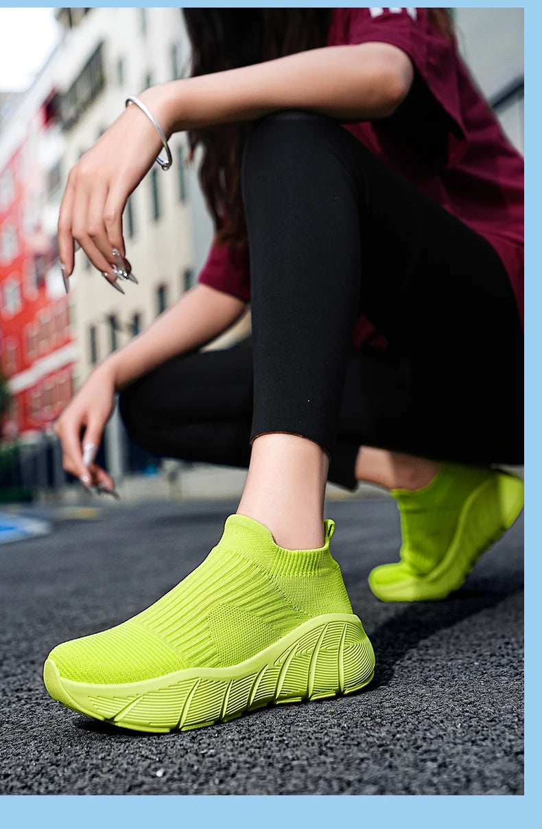 Men's and women's casual sports shoes, running shoes, casual, lightweight and breathable spring and autumn loafers