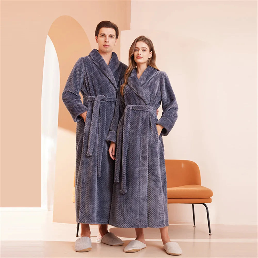 White Thickened Couple's Nightgown Women's Extended Flannel Bathrobe Couple Pajamas Casual Bathrobe Home Clothing