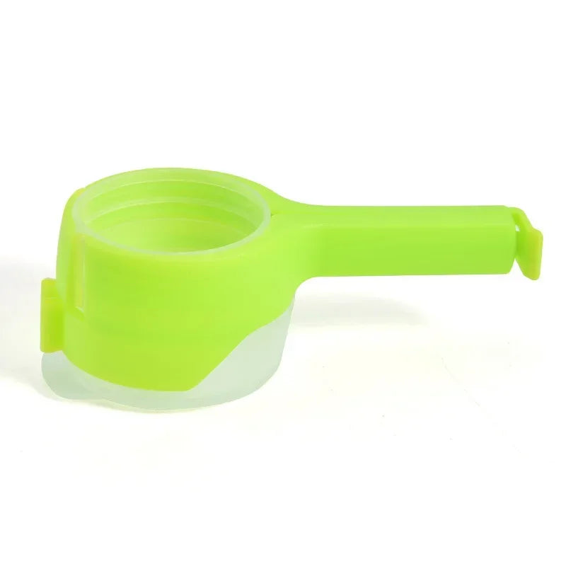 Pour Snack Clips Food Storage Sealing Clips with Pour Spouts Durable Plastic Clips for Food Storage Kitchen Snack Bag Storage