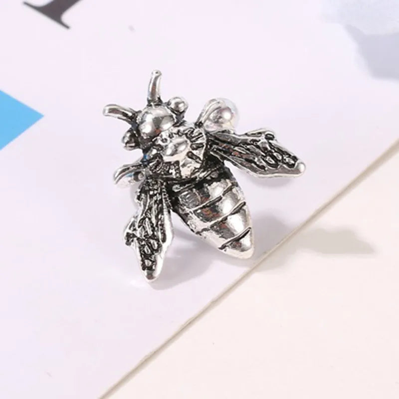 Modyle Vintage Little Bird Bee Leaf Ear Cuff Non Pierced Clip Earrings for Women Trendy Punk Small Carved Rose U Shape Earrings